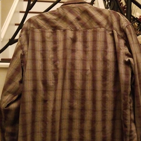 Cabelas Casual Button Down Long Sleeve Shirt - Picture 5 of 5